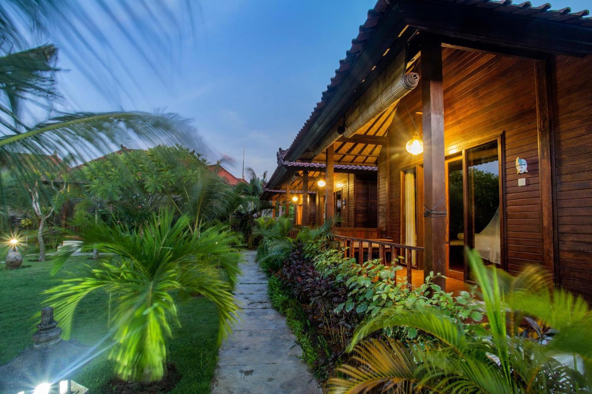 D'Muncuk Huts Lembongan Hotel Ngoại thất bức ảnh